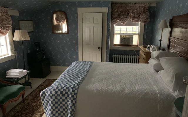 Comfort room