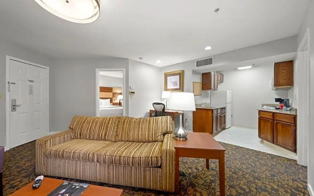 Standard Suite