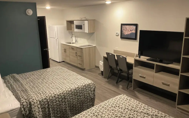 Quadruple Suite