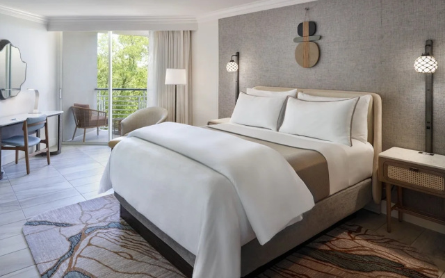 Executive Double Suite with balcony and with ocean view
