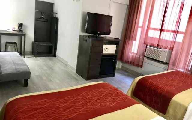 Deluxe Quadruple room