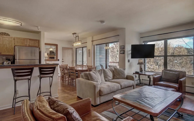 4 Bedrooms Standard room with balcony