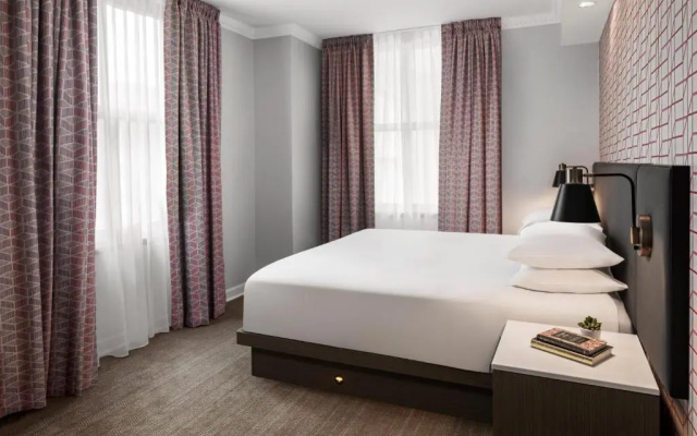 Double Suite