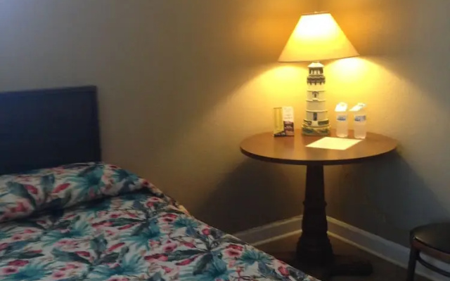 Economy room