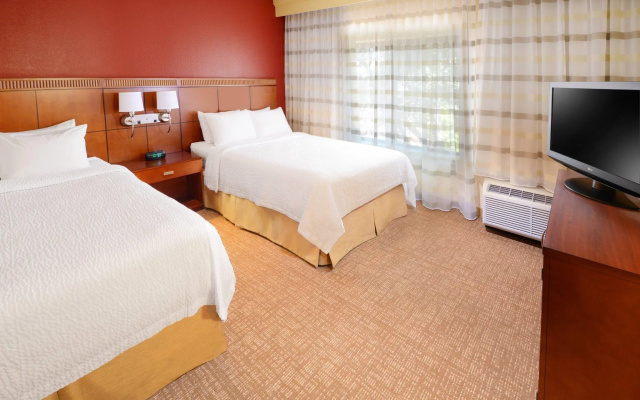 1 Bedroom Quadruple Suite