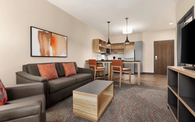1 Bedroom Suite