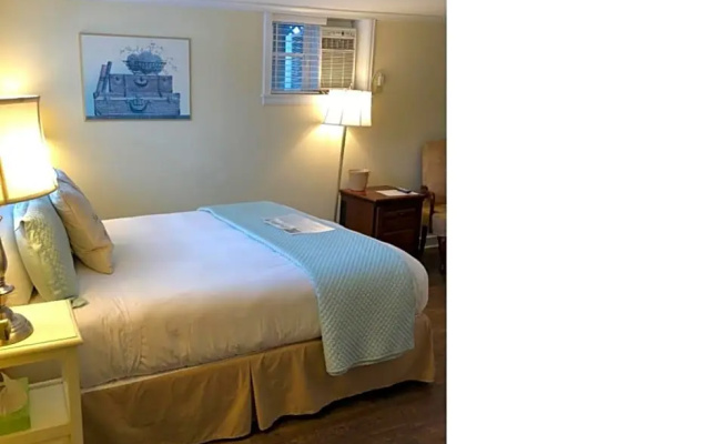 Economy room