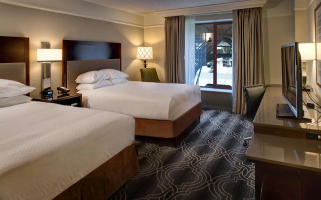 Executive Quadruple room with courtyard view