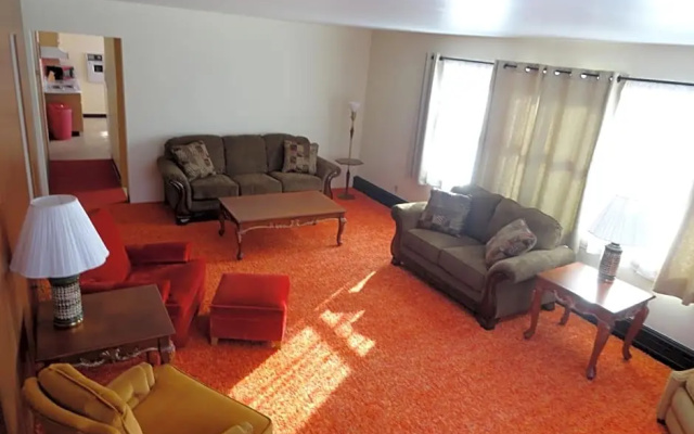 Apartment with balcony
