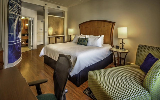Standard room with lake view