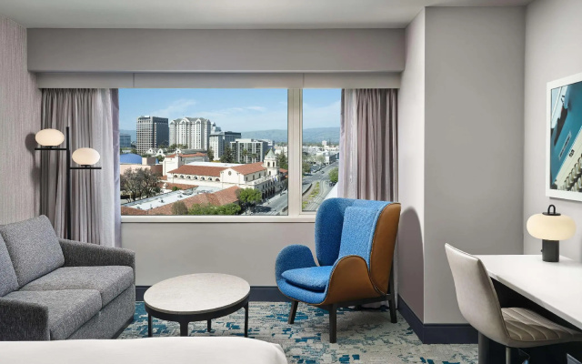 Standard Double room with city view