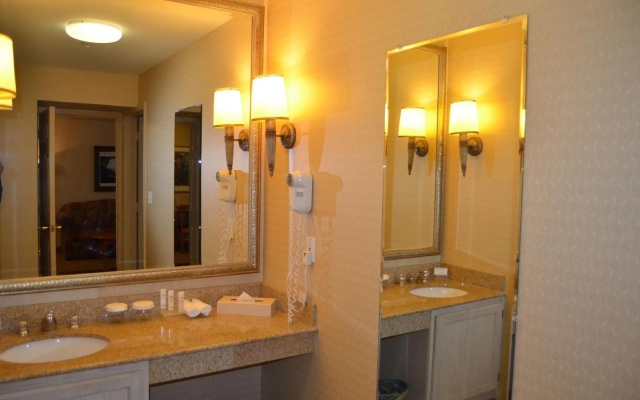 Double Suite