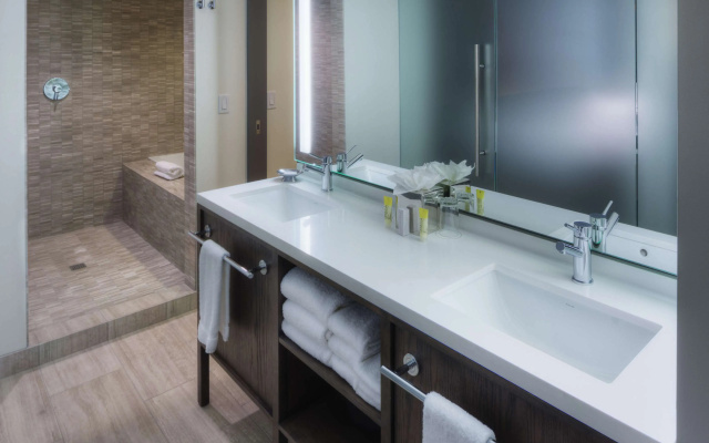 Double Suite