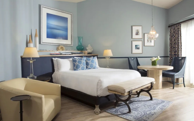 Double Suite with pool view