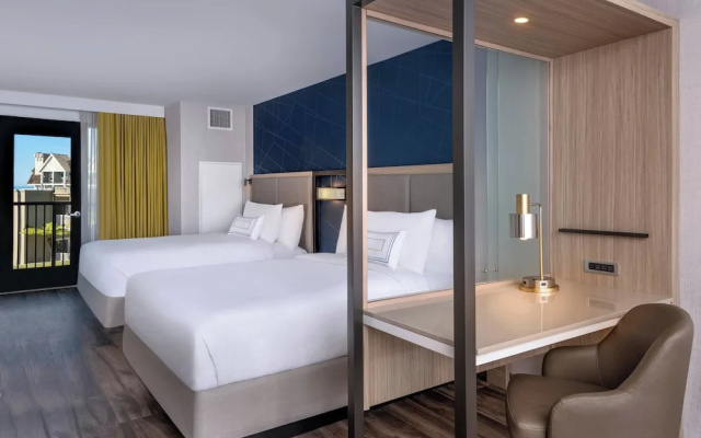 Quadruple Suite with partial view