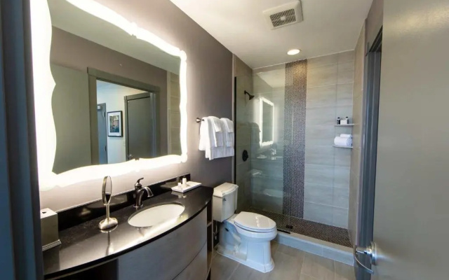 2 Bedrooms Suite