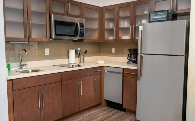2 Bedrooms Sextuple Suite