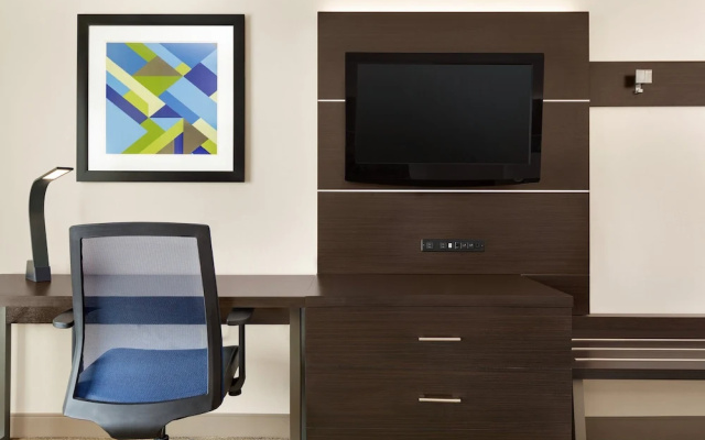 1 Bedroom Suite