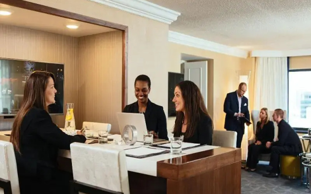 Suite with view