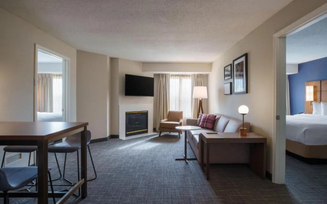 2 Bedrooms Suite