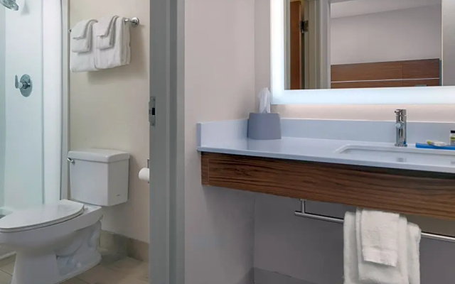 1 Bedroom Quadruple Suite