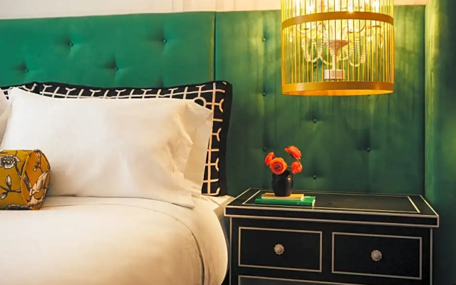 Premium room