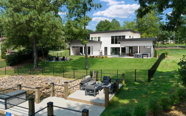 Cottage with balcony