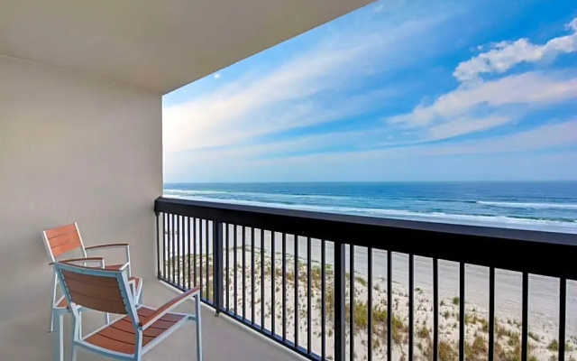 Standard Double room with balcony and with partial ocean view