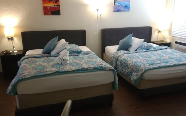 Deluxe Quadruple Suite