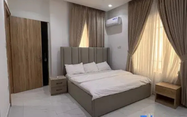 3 Bedrooms Luxury room