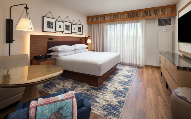 Deluxe Double room with pool view