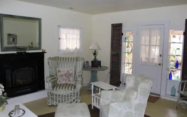 Double Cottage