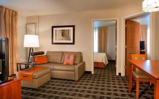 2 Bedrooms Suite