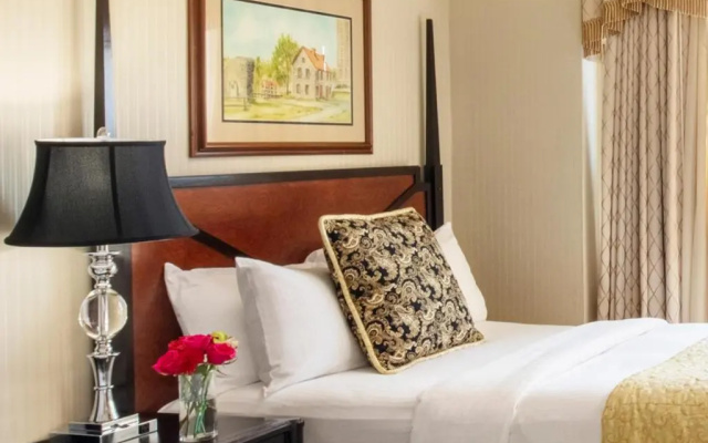 Deluxe Quadruple room