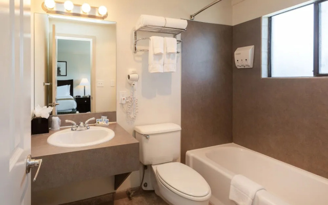 Classic Quadruple room