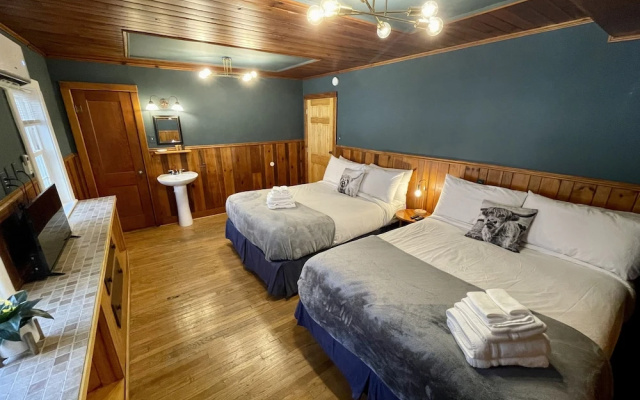 Standard Quadruple room