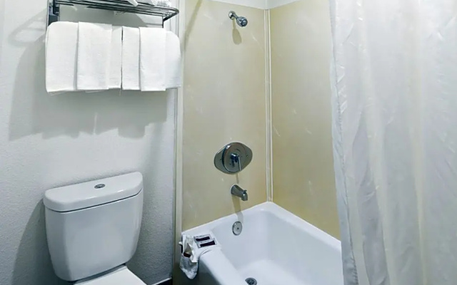 Standard Sextuple room
