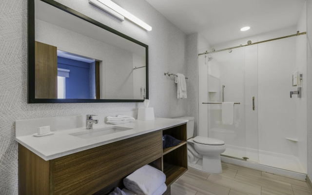 1 Bedroom Double Suite