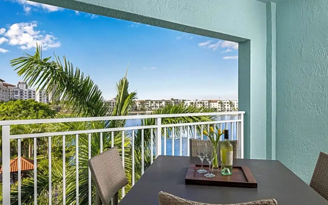 2 Bedrooms Quadruple Villa with balcony