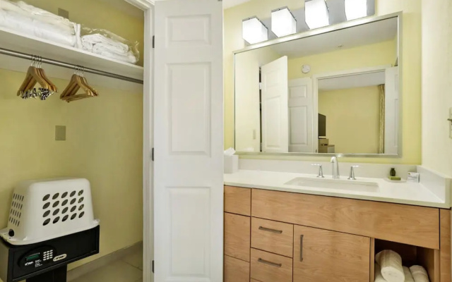 2 Bedrooms Suite