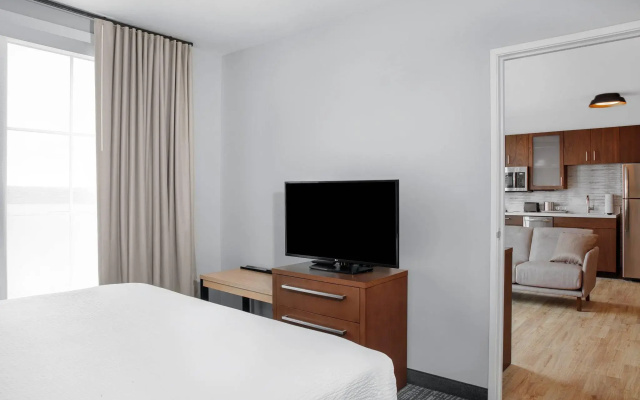 1 Bedroom Executive Double Suite with balcony