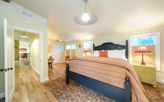 2 Bedrooms Cottage