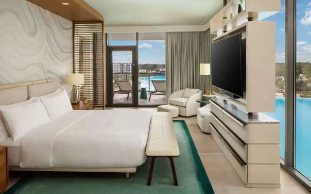 Presidential Accessible Double Suite