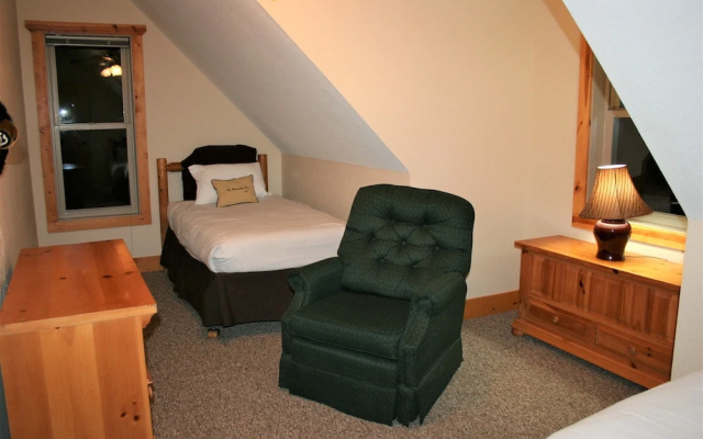 3 Bedrooms Luxury room with mountain view