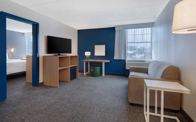 Double Suite
