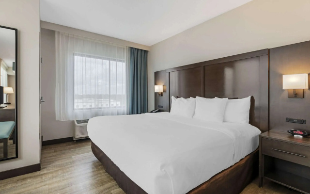 Double Suite