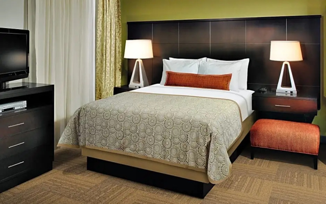 1 Bedroom Suite