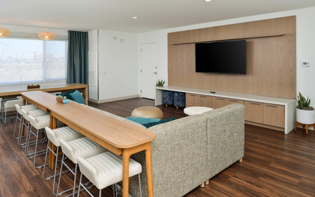 4 Bedrooms Suite with city view