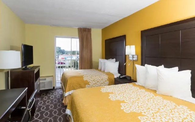 Accessible Quadruple room