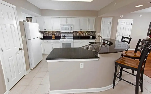 2 Bedrooms Villa